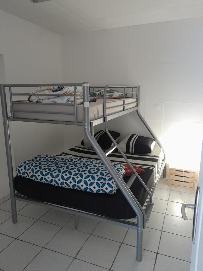 Kazhotel - Au Centre Ville De Saint-Denis Luaran gambar