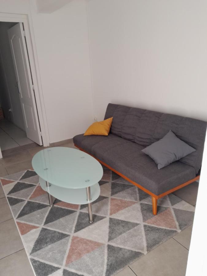 Kazhotel - Au Centre Ville De Saint-Denis Luaran gambar